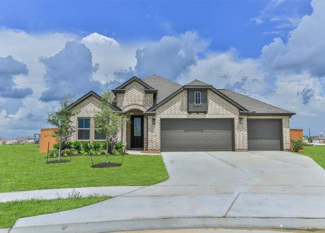 Property at 328 Abbott Creek Ln, Dayton, TX 77535, 3 beds, 3 baths