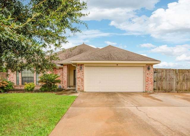 Property at 701 Moore St, Richwood, TX 77566, 3 beds, 2 baths