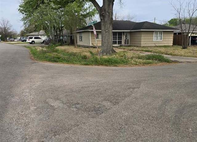 Property at 1503 Quail St, Houston, TX 77017, 2 beds, 1 bath