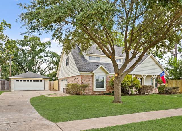 Property at 10226 Rothbury St, Houston, TX 77043, 4 beds, 2 baths