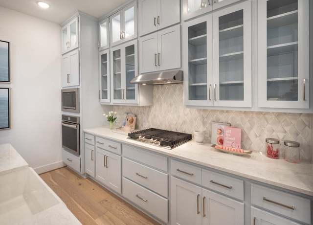 Property at 333 Fields Ln, Montgomery, TX 77316, 3 beds, 2.5 baths