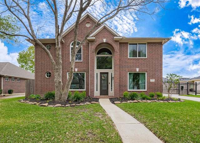 Property at 5714 Pebble Bank Ln, Houston, TX 77041, 5 beds, 3.5 baths