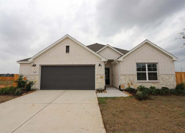 Property at 21427 Villa Spruce Ln, Tomball, TX 77377, 4 beds, 3 baths