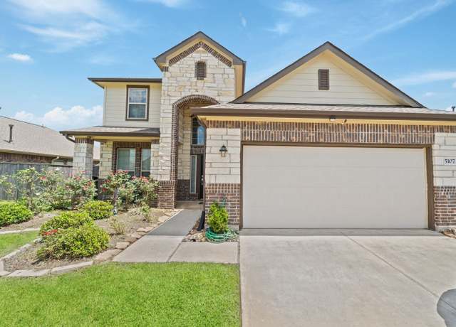 Property at 5107 Twin Summit Dr, Rosenberg, TX 77469, 4 beds, 3.5 baths
