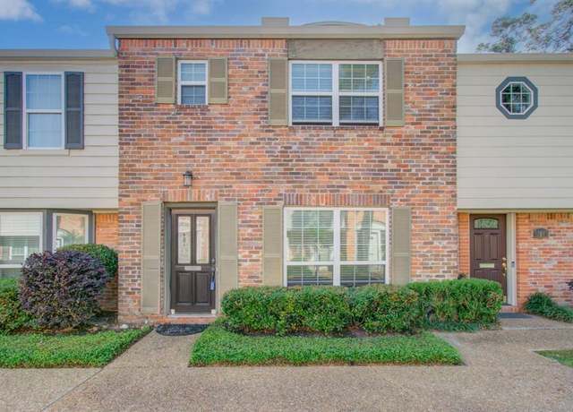 Property at 12646 Huntingwick Dr #127, Houston, TX 77024, 3 beds, 2.5 baths