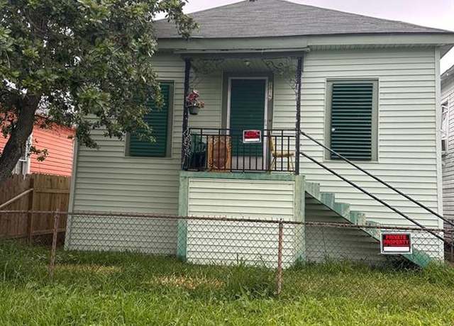 Property at 2816 Avenue M Unit 1/2, Galveston, TX 77550, 2 beds, 1 bath