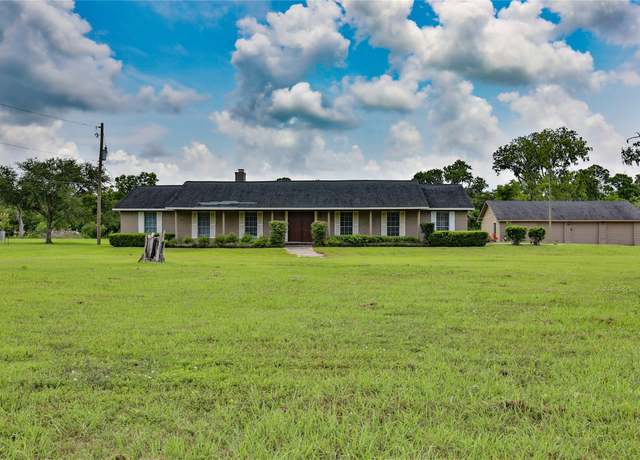 Property at 339 Westwood Rd Unit C614R, Angleton, TX 77515, 4 beds, 2.5 baths