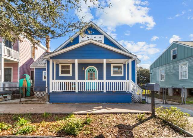 Property at 1409 Avenue K, Galveston, TX 77550, 3 beds, 2 baths