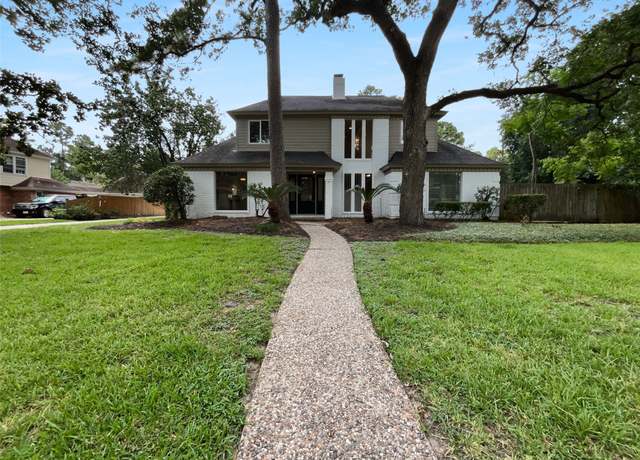 Property at 11723 Quail Creek Dr, Houston, TX 77070, 5 beds, 4 baths