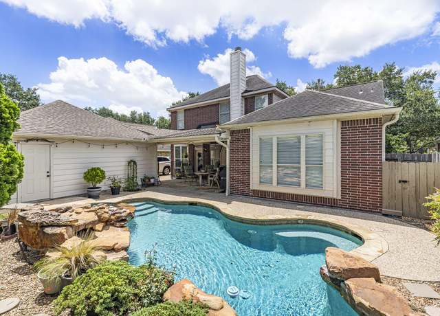 Property at 23114 Colony Green Dr, Katy, TX 77494, 4 beds, 2.5 baths