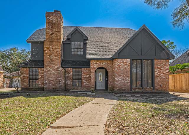 Property at 15211 Camino Del Sol Dr, Houston, TX 77083, 4 beds, 2.5 baths