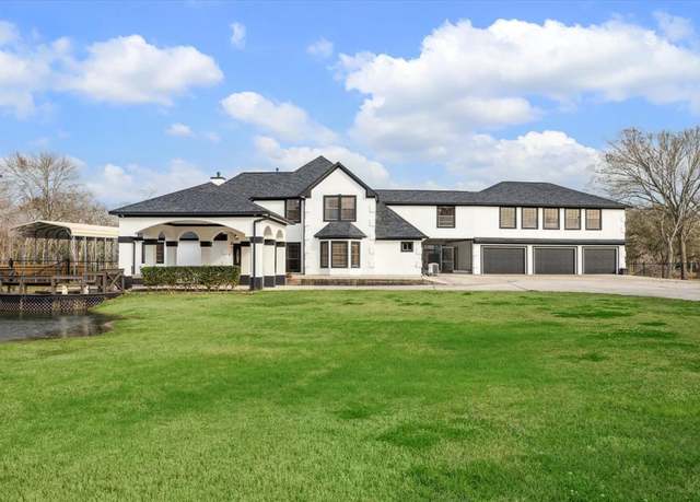 Property at 9108 Quail Ridge Dr, Manvel, TX 77578, 5 beds, 5.5 baths