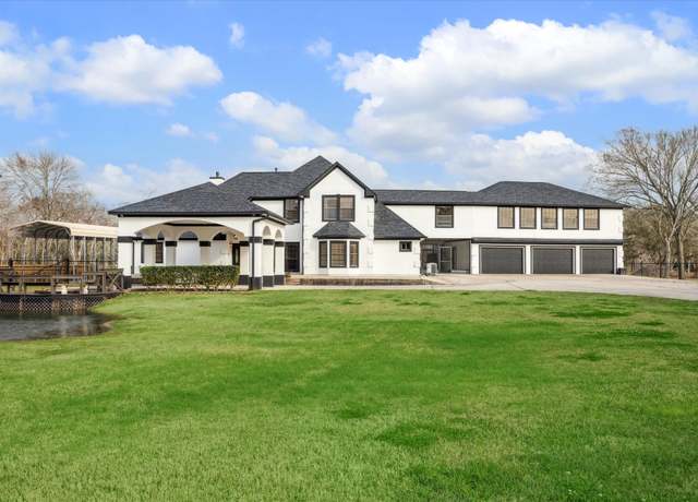Property at 9108 Quail Ridge Dr, Manvel, TX 77578, 5 beds, 5.5 baths