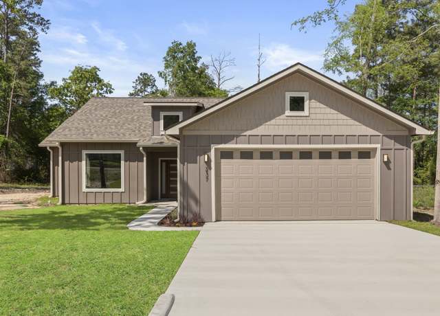 Property at 237 Magnolia Ln, Onalaska, TX 77360, 3 beds, 2.5 baths
