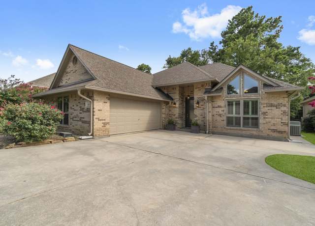 Property at 179 Monterrey Rd E, Montgomery, TX 77356, 3 beds, 3.5 baths