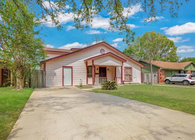 Property at 406 Red Ripple Rd, Houston, TX 77091, 5 beds, 2.5 baths