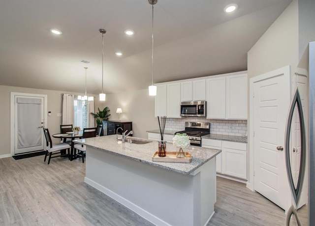 Property at 26535 Eternal Dr, La Marque, TX 77568, 4 beds, 3 baths
