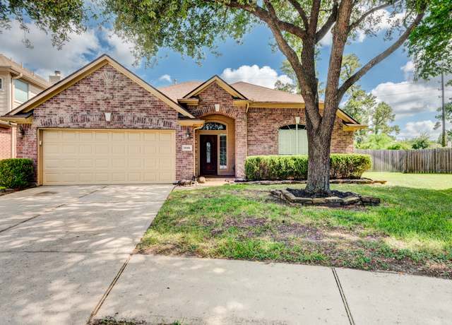 Property at 10406 Friars Hill Ln, Houston, TX 77070, 3 beds, 2 baths