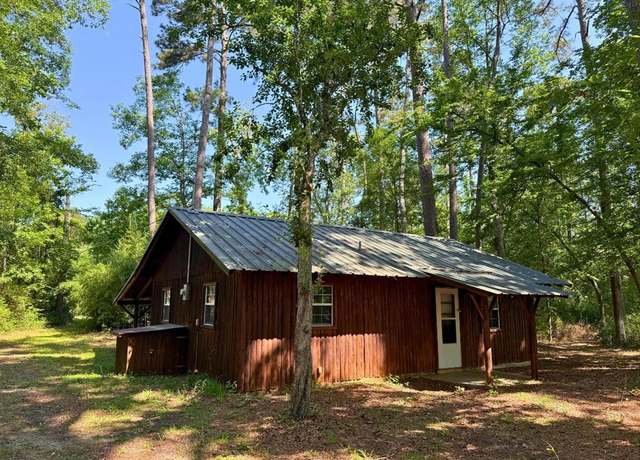 Property at 156 Bald Eagle Dr, Livingston, TX 77351, 1 bed, 1 bath