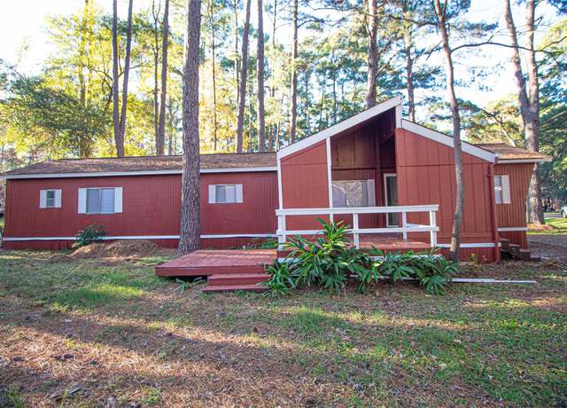 Property at 135 Raven, Trinity, TX 75862, 2 beds, 2 baths