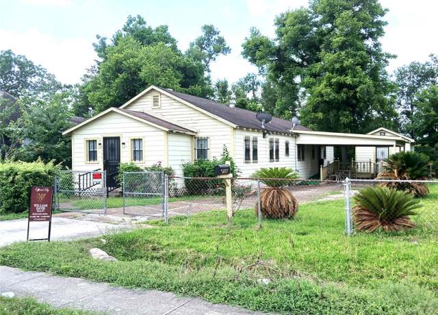 Property at 5106 Noble St, Houston, TX 77020, 3 beds, 2 baths