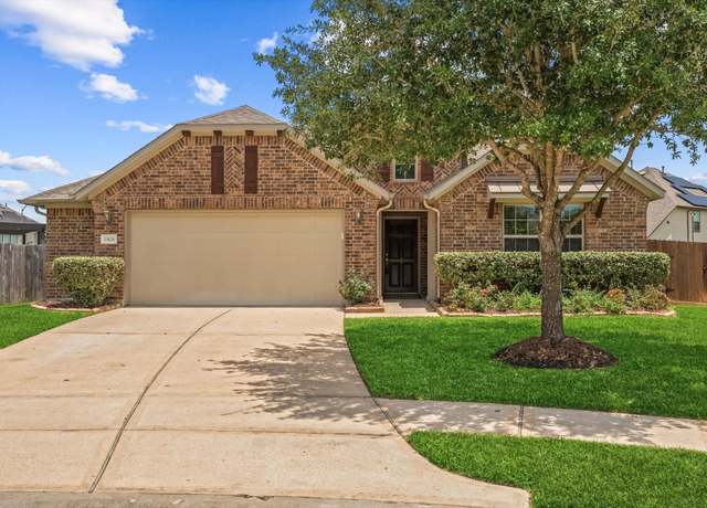 Property at 13826 Pointed Edge Ln, Cypress, TX 77429, 3 beds, 2.5 baths