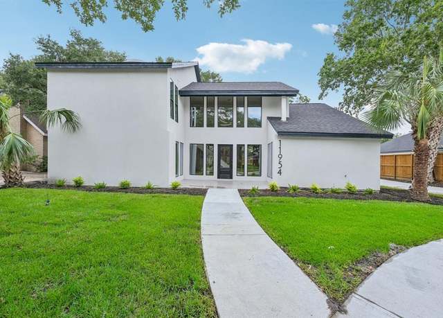 Property at 11954 Pebble Rock Dr, Houston, TX 77077, 4 beds, 3.5 baths