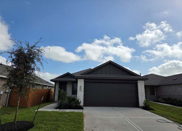 Property at 1143 Blue Stone Dr, Beasley, TX 77417, 4 beds, 2 baths