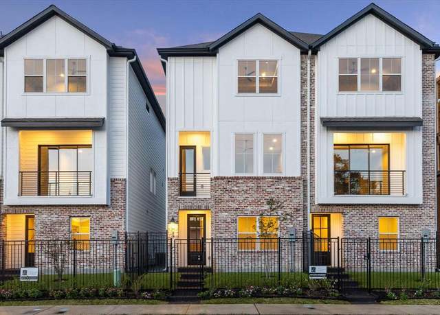 Property at 139 Eastwood St, Houston, TX 77011, 3 beds, 3.5 baths