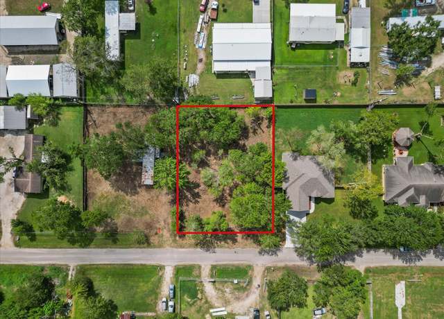 Property at 2526 Oak Rd, Pearland, TX 77584