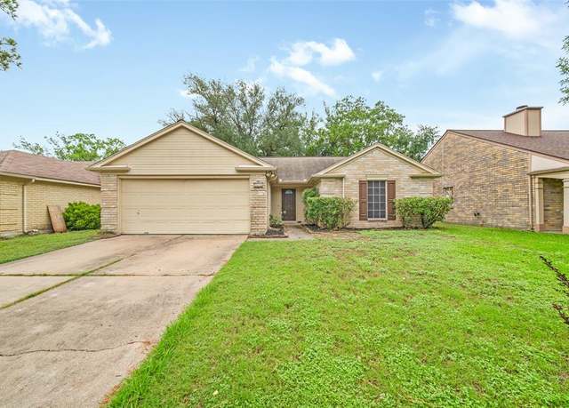 Property at 9626 Poynes Dr, Houston, TX 77065, 3 beds, 2 baths