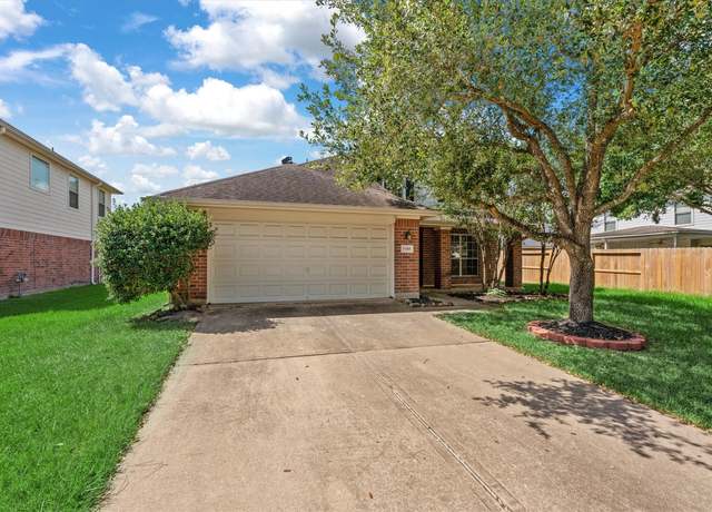 Property at 15318 Redbud Berry Way, Cypress, TX 77433, 4 beds, 2.5 baths