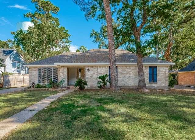 Property at 1915 Pine River Dr, Kingwood, TX 77339, 4 beds, 2 baths