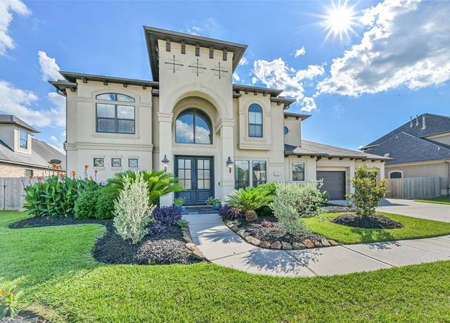 Property at 1727 Flat Rock St, Friendswood, TX 77546, 4 beds, 3.5 baths