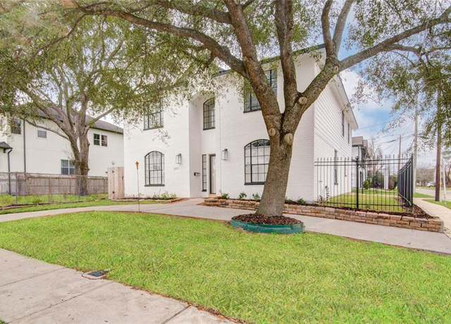 Property at 4400 Edith St, Bellaire, TX 77401, 5 beds, 3.5 baths