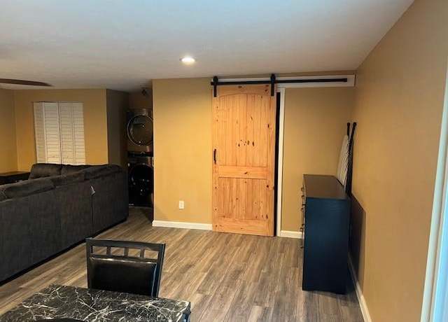 Property at 1014 Daisy St, Houston, TX 77012, 2 beds, 2 baths