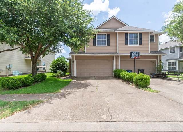 Property at 242 Drake Run Ln, Dickinson, TX 77539, 3 beds, 2.5 baths