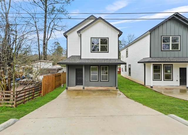 Property at 11966 Canal St, Willis, TX 77318-7244, 3 beds, 2.5 baths