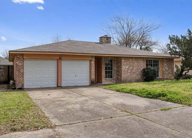 Property at 7810 Bunker Wood Ln, Houston, TX 77086, 3 beds, 2 baths