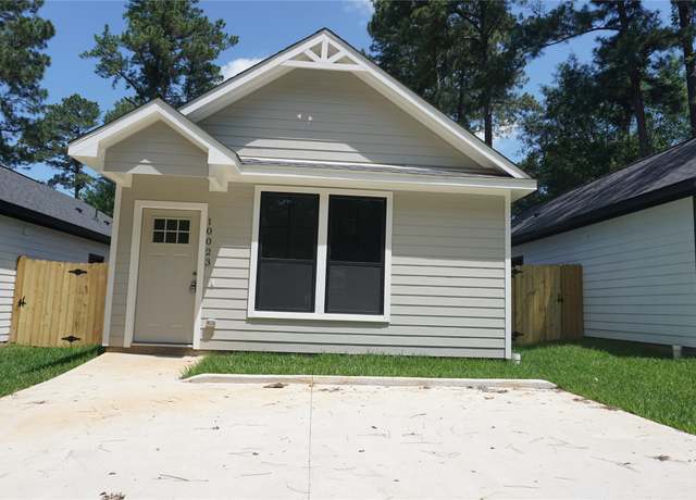 Property at 9585 Darkwood St, Willis, TX 77318, 3 beds, 2 baths