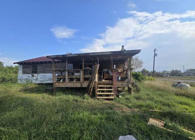 Property at 4012 County Road 461a, Brazoria, TX 77422, 2 beds, 1 bath