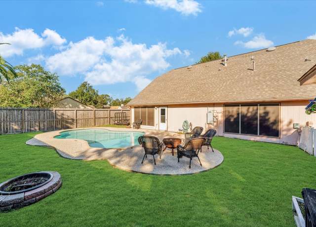 Property at 7302 Misty Morning Dr, Humble, TX 77346, 4 beds, 2.5 baths
