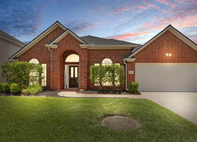 Property at 9719 Elizabeths Glen Ln, Tomball, TX 77375, 4 beds, 2.5 baths
