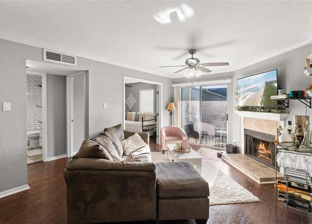 Property at 18800 Egret Bay Blvd #406, Webster, TX 77058, 2 beds, 1 bath