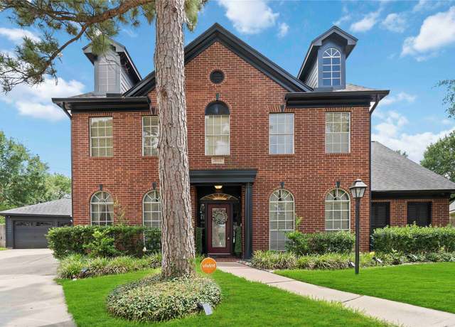 Property at 8002 Laguna Springs Ct, Houston, TX 77095, 4 beds, 3.5 baths