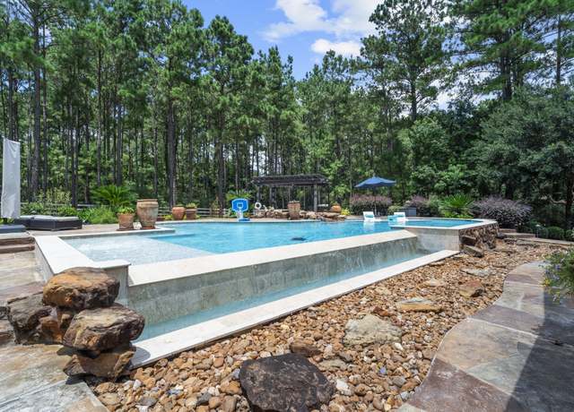 Property at 20210 Sienna Ridge Ln, Magnolia, TX 77355, 4 beds, 4 baths