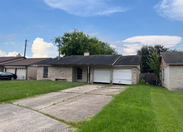 Property at 8630 Winewood Dr, Houston, TX 77044, 3 beds, 2 baths