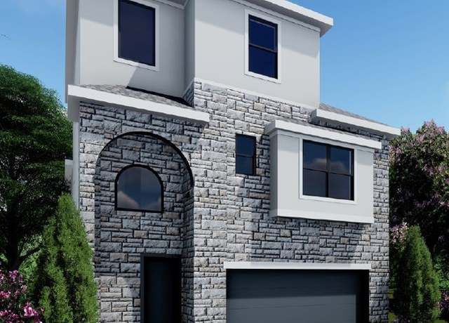 Property at 1414 W 34th 1/2 St, Houston, TX 77018, 3 beds, 2.5 baths