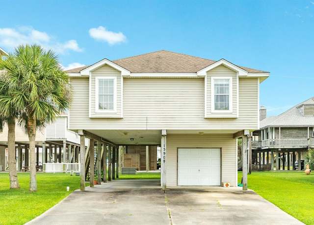 Property at 13909 Pirates Beach Blvd, Galveston, TX 77554, 2 beds, 2 baths