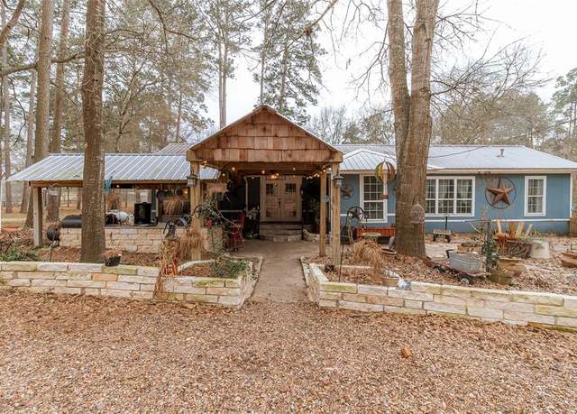 Property at 5324 Winona Ln, Navasota, TX 77868, 4 beds, 2.5 baths
